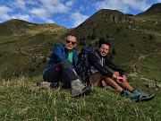 10 Autoscatto sul dosso panoramico con vista sul Monte Avaro (a sx)